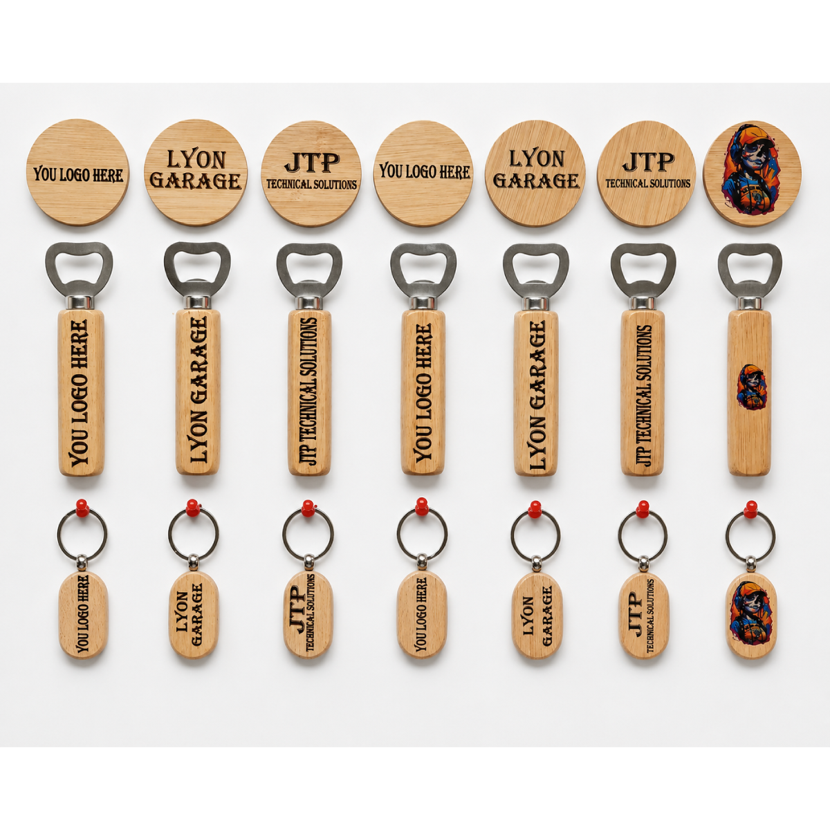 Gepersonaliseerde houten flesopeners en sleutelhangers met bedrijfslogo, eigen tekst of afbeelding, uitgevoerd met lasergravure of UV-print.