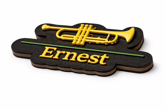 Gepersonaliseerd naamplaatje met naam en muziekinstrument (trompet)